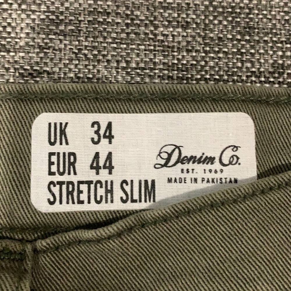 Olive denim co distressed shorts - Picture 2 of 3